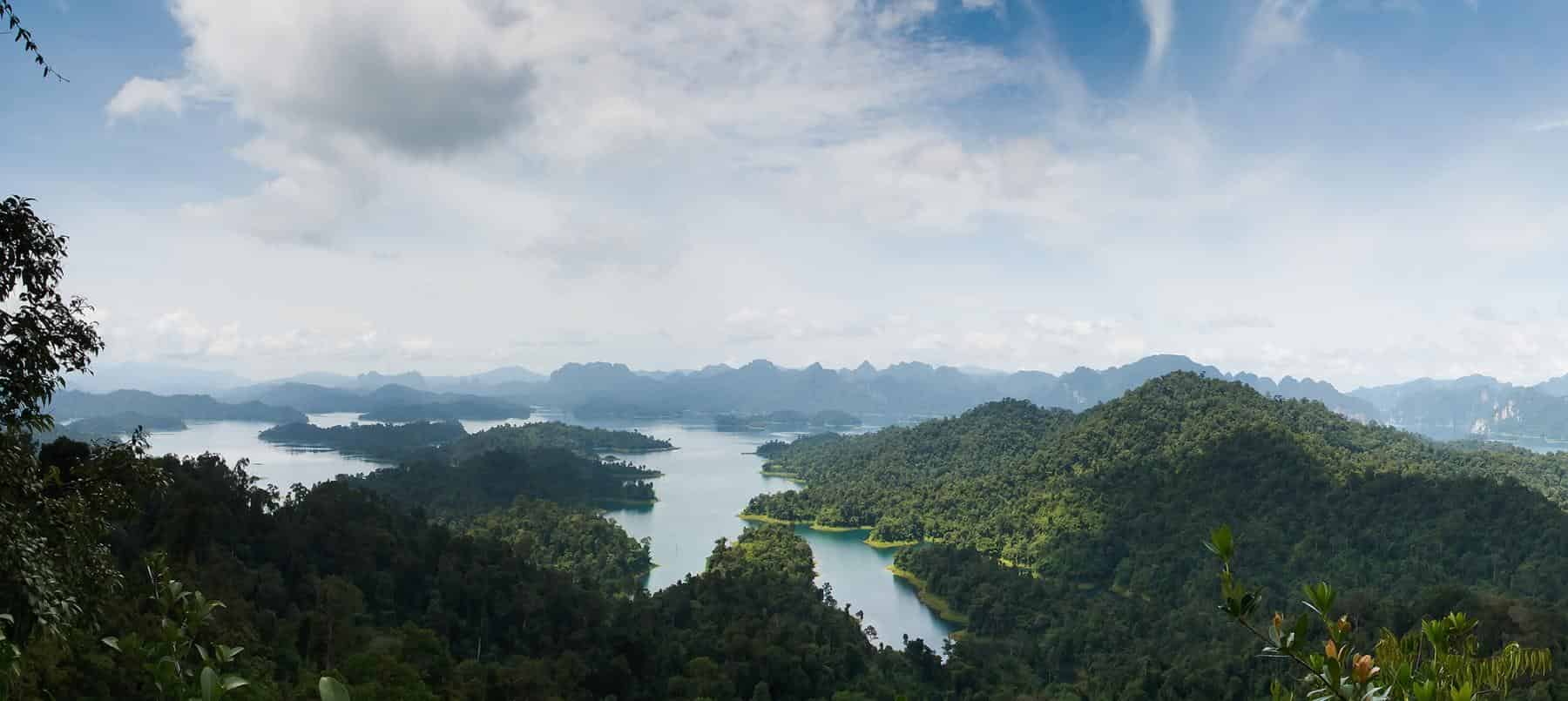 Atmosphere of Rainforest at Cheow Larn Lake 1